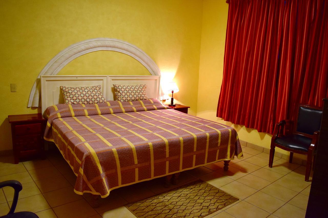 Hotel San Diego โดโลเรสฮิดัลโก ภายนอก รูปภาพ